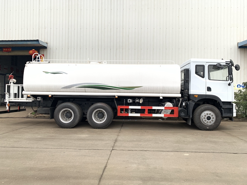 國六東風(fēng)T5后雙橋 20方灑水車